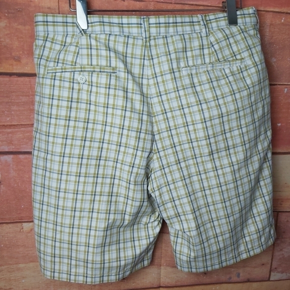 𝅺🍄3/50$🍄 PGA TOUR golf casual plaid shorts size 36 - Picture 3 of 6